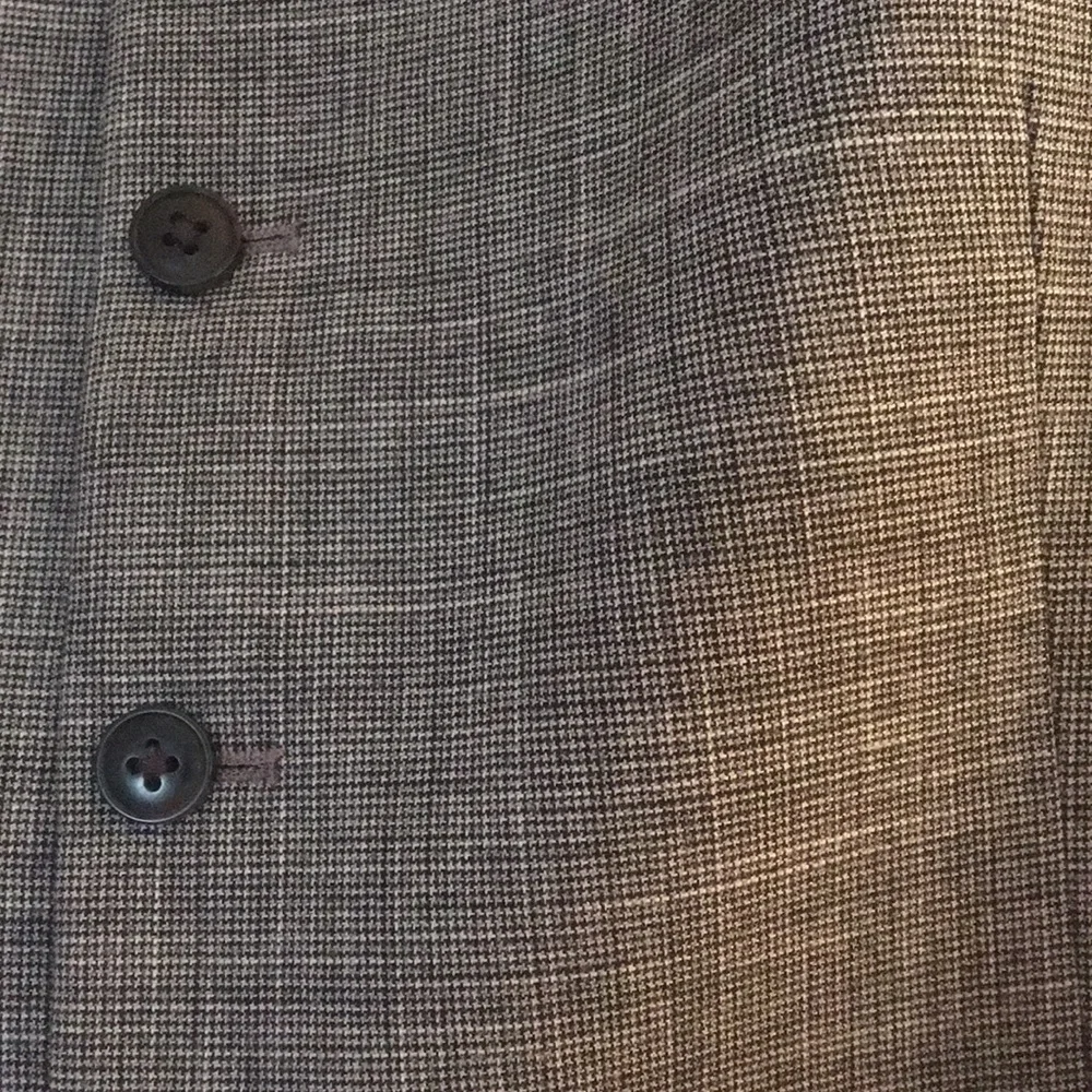 Fairlane great condition men’s gray jacket & vest size S. C:196
